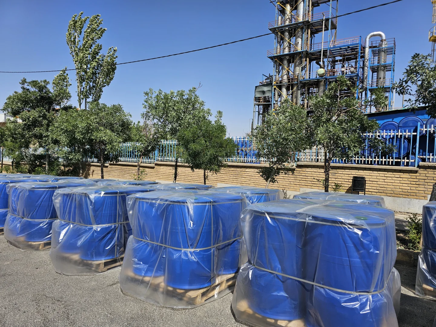 1. مواد شیمیایی